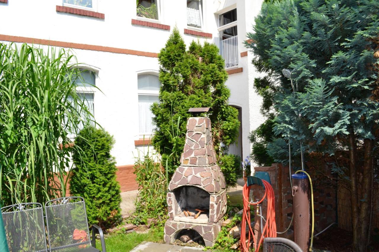 2-Raum Ferienwohnung In Connewitz ไลป์ซิก ภายนอก รูปภาพ